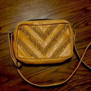 Day & Mood Leather Crossbody